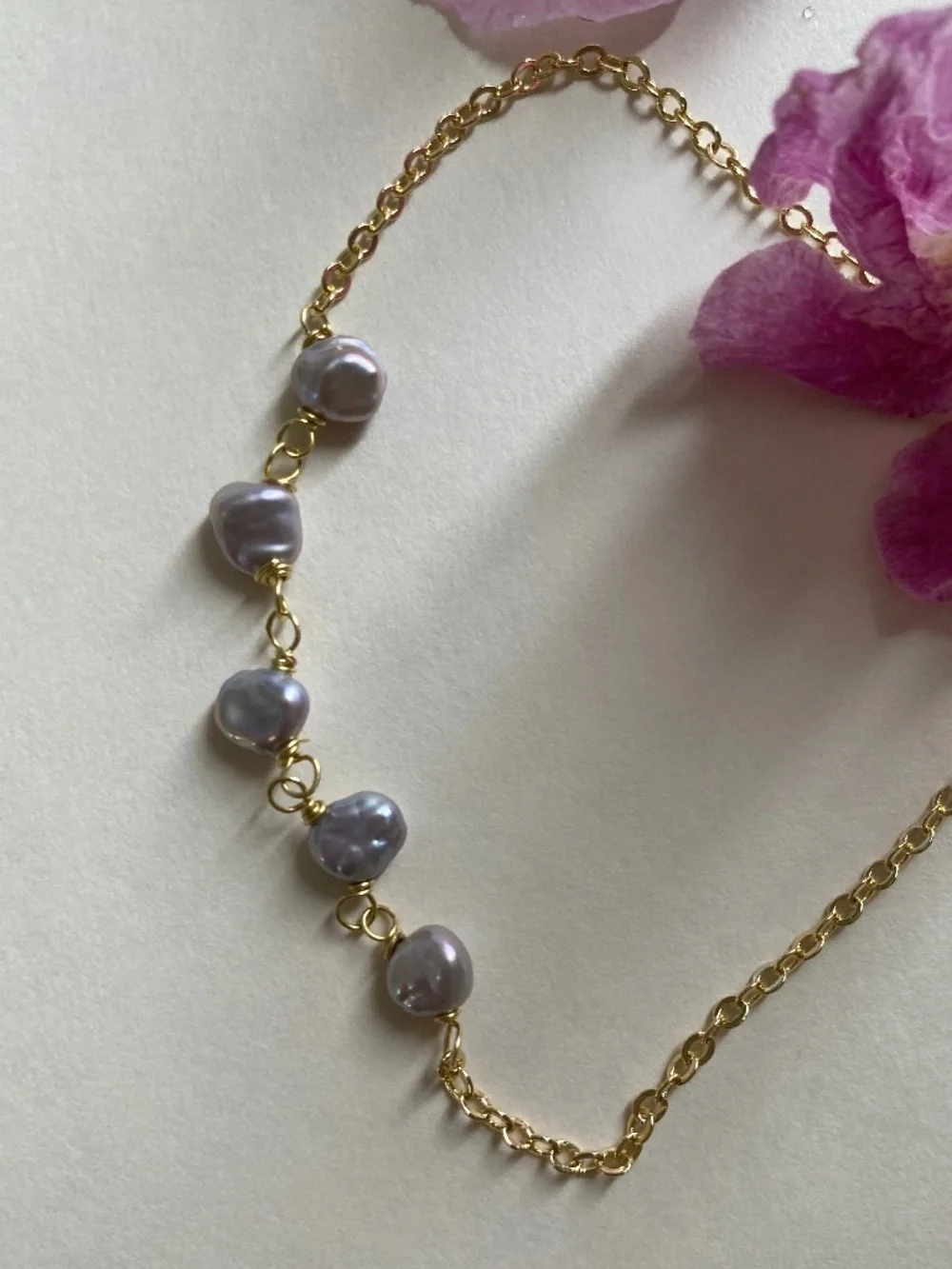 Handmade Freshwater Pearl Adjustable Bracelet - Picture 2 of 3